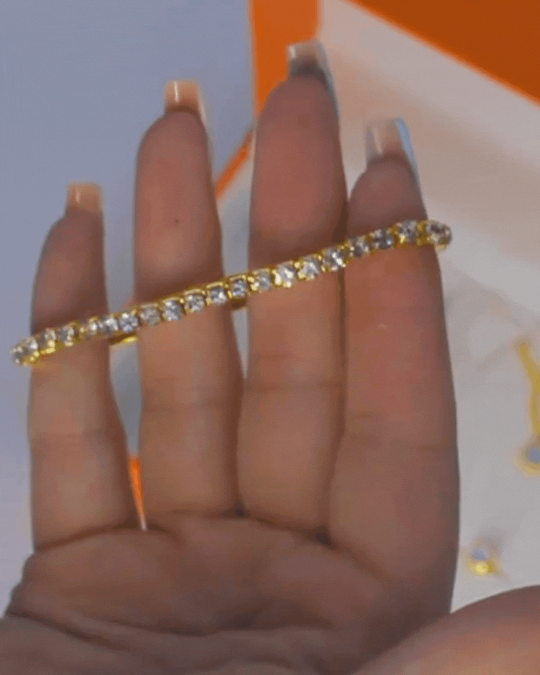 RELOJ LUXURY DAMA DORADO - SOFISTICACION CON TOQUE DE REALEZA +REGALOS (SET DE JOYERIA EXCLUSIVO)