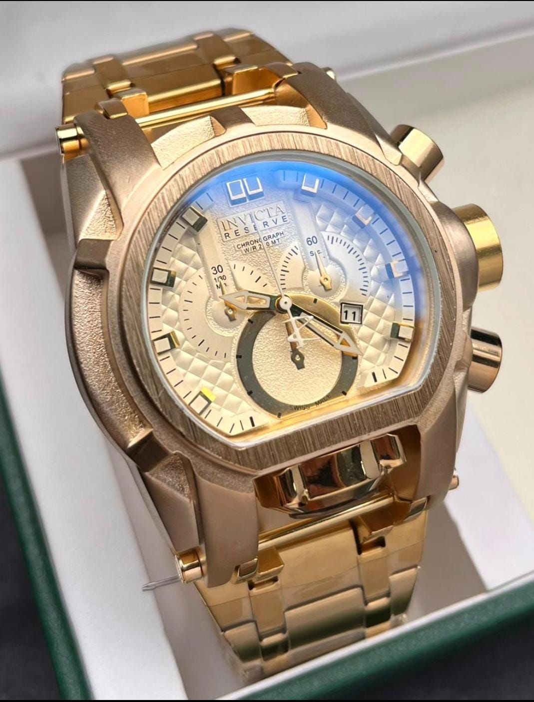 RELOJ INVICTA ZEUS TITANIO DORADO - EDICION LIMITADA